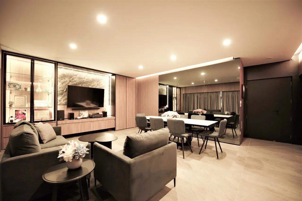 Interior by L-Pine Design at 425 Clementi Drive