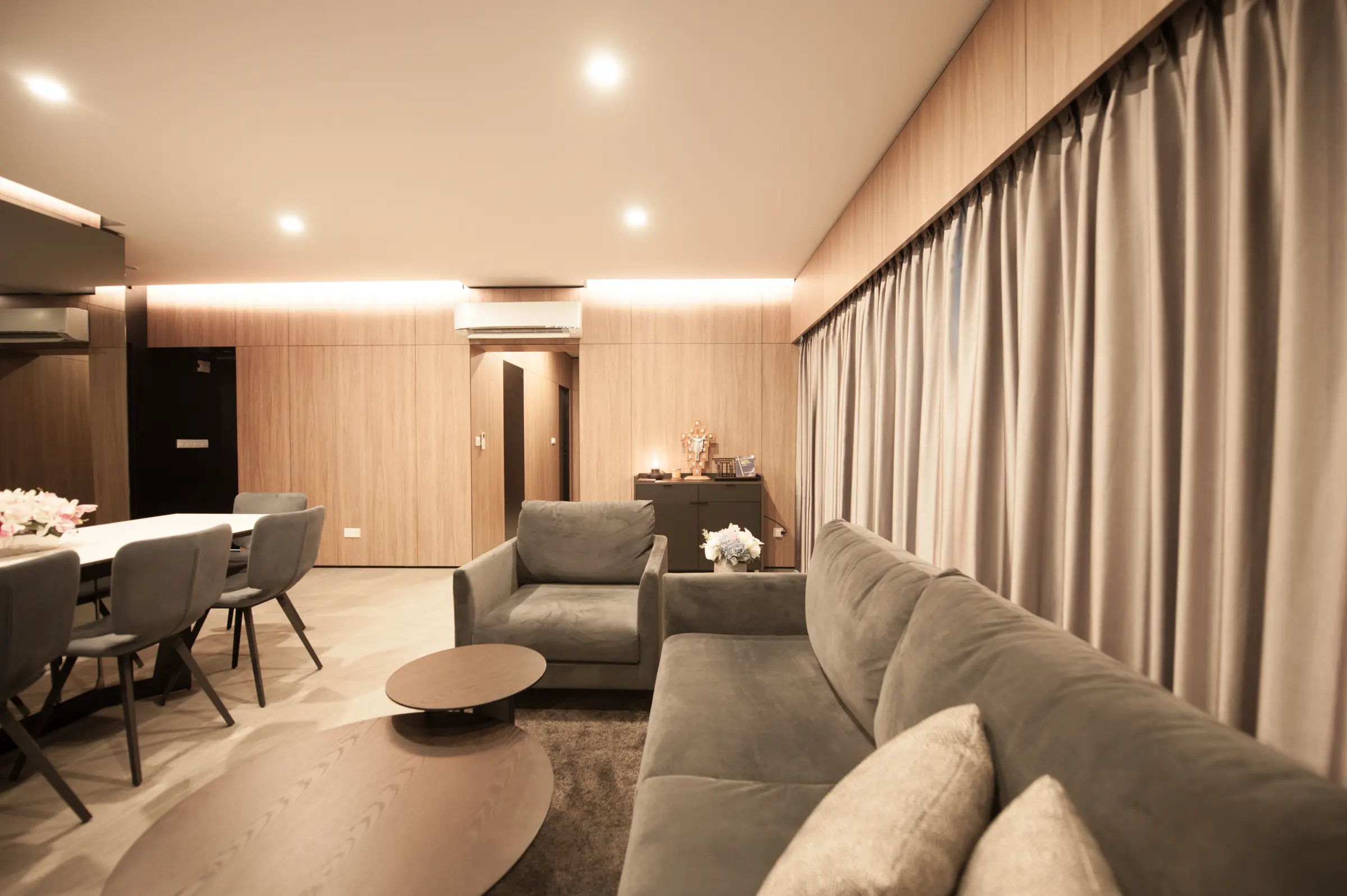 425 Clementi Drive — lounge