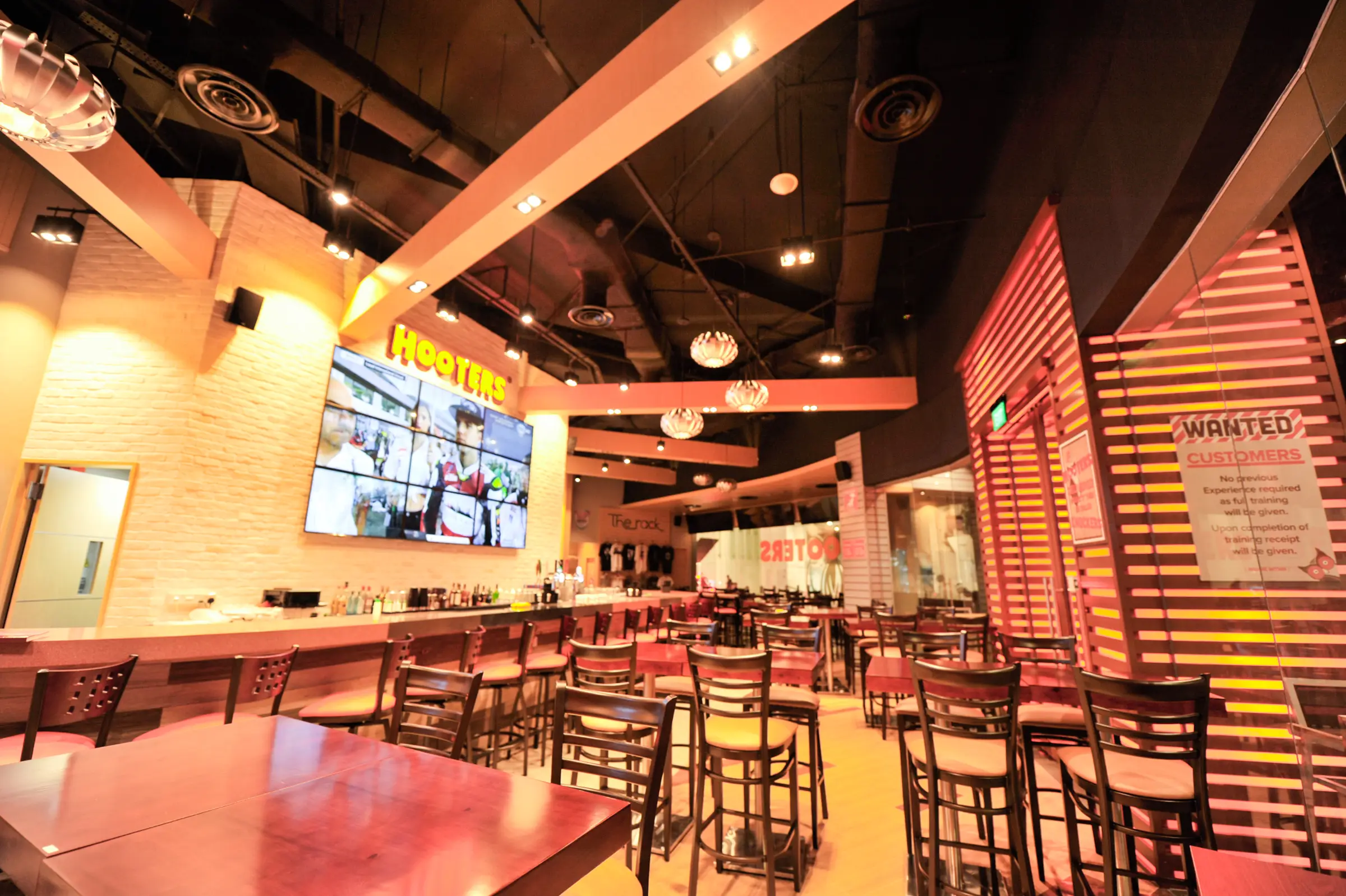 Hooters by L-Pine Design
