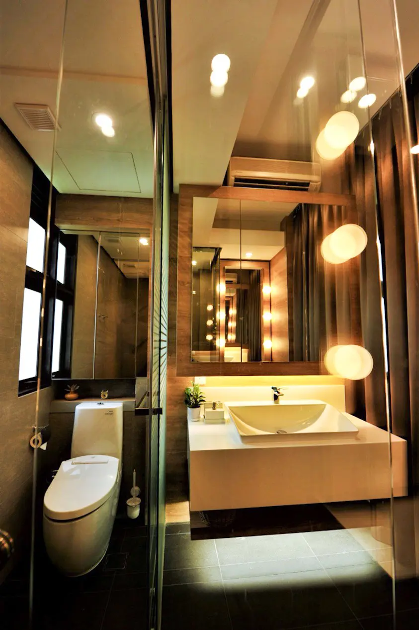 Lincoln Road — bathroom suite