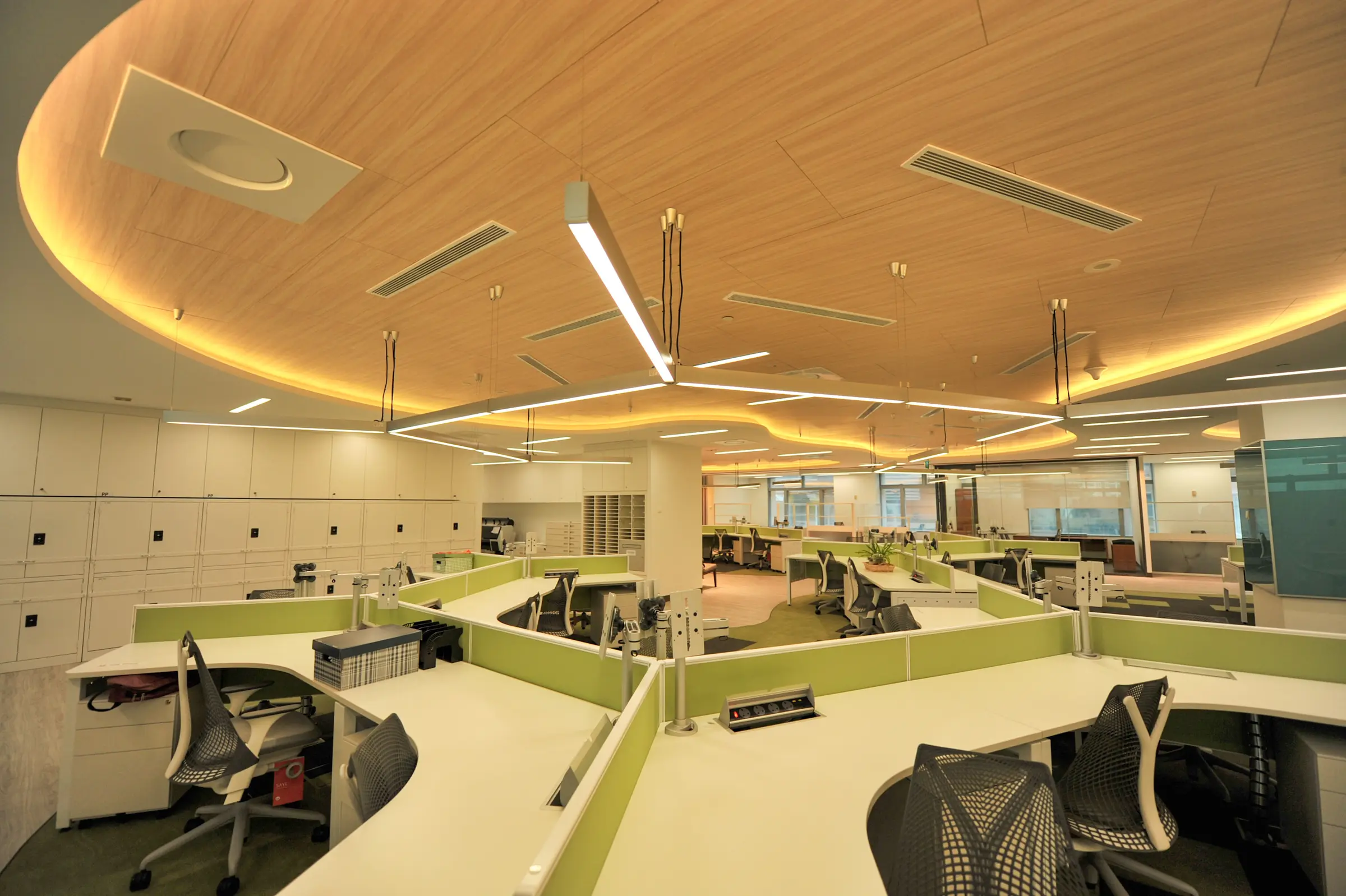 URA Workplace — open workplace