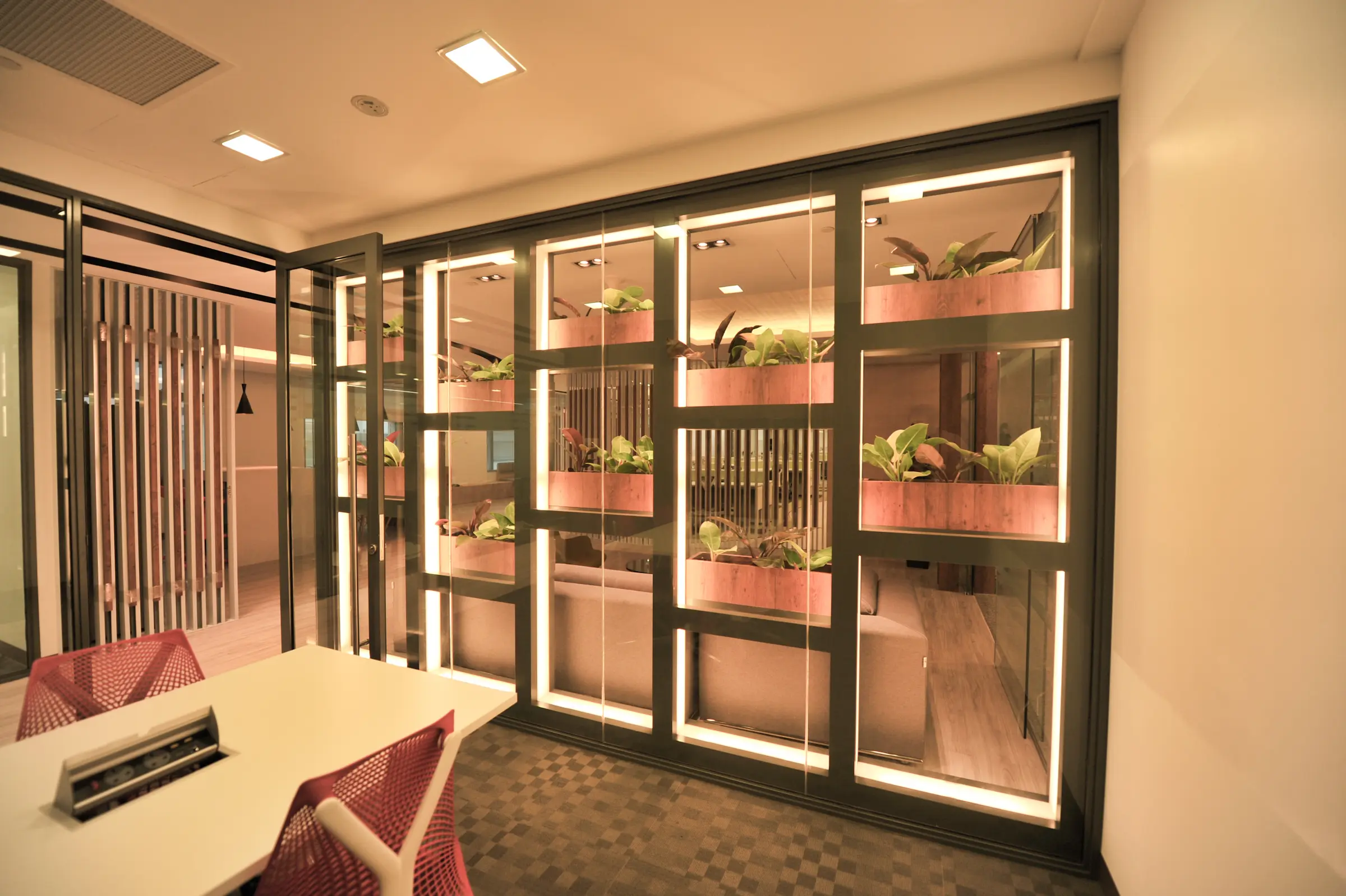 URA Workplace — planted display