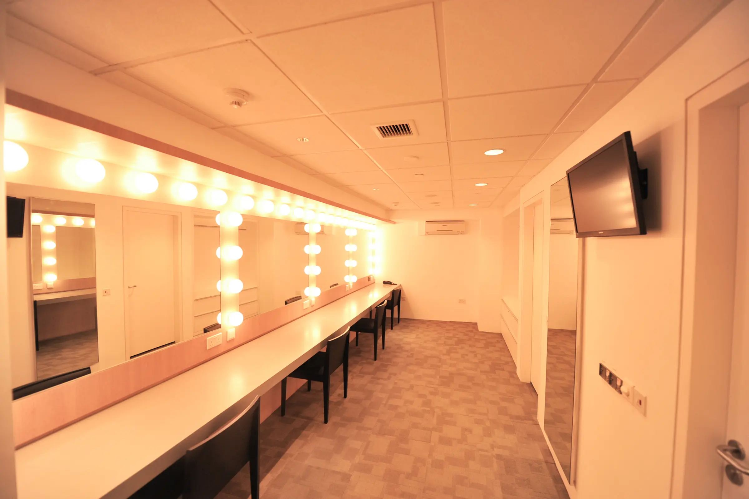 Victoria Concert Hall — dressing room